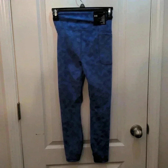 Women's UA Motion Ankle Leggings - Picture 3 of 11